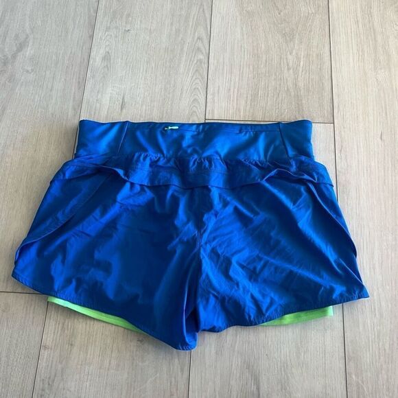 Fabletics women’s shorts size L - Picture 2 of 8